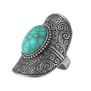 انگشتر زنانه مدل سنتی طرح فیروزه سیاه قلم