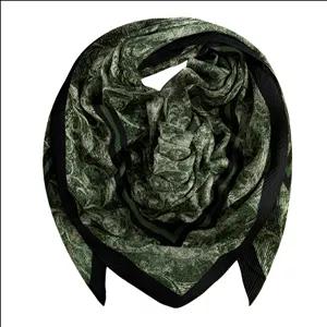 روسری زنانه مدل نخی پلیسه پاییزی طرح ترمه