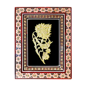 تابلو خاتم کاری چوبی صنایع دستی فاخر مدل پلاک برنجی طرح گل اسلیمی کد 17p14 