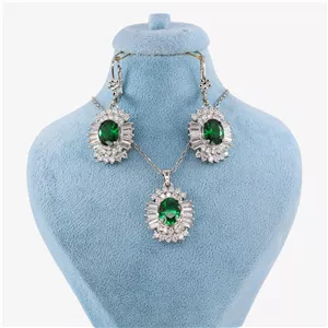 نیم ست زنانه مدل عروس کد S2AAA353