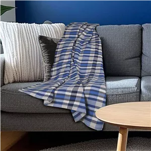 پتو مسافرتی برق لامع مدل اصفهان مخمل 150*200 سانتی متر