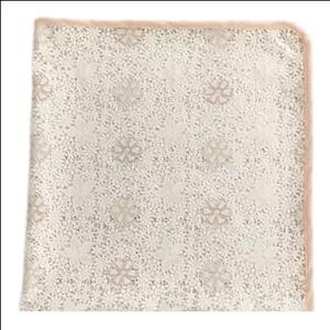 سفره 3 نفره مدل رویال طرح گیپور سایز 100×70 سانتی متر کد 05