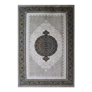 فرش ماشینی 320 شانه زمینه نقره‌ای حاشیه نقره‌ای مدل آسایش ترنج