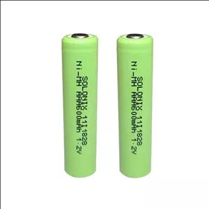 باتری نیم قلمی قابل شارژ سولونیکس مدل Ni-MH 600mAh FLAT مجموعه 2 عددی