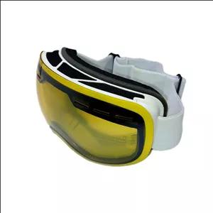 عینک اسکی مدل UV مناسب برای خانم‌ها و آقایان