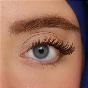 لنز چشم یونیک مدل DAISY رنگ آبی خالص بدون دور