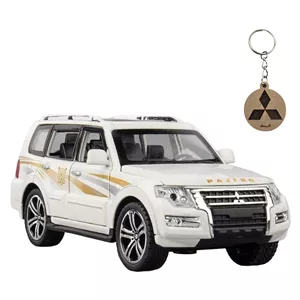 ماکت ماشین ناب سل مدل میتسوبیشی پاجرو فلزی موزیکال mitsubishi pajero به همراه جاسوییچی 