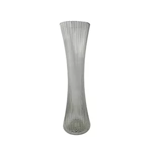 گلدان دکوری مدل شیشه ای پیچک خطی کد 60