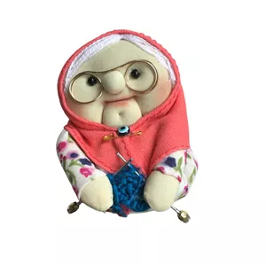 عروسک مدل ننه نقلى ارتفاع 8 سانتى متر