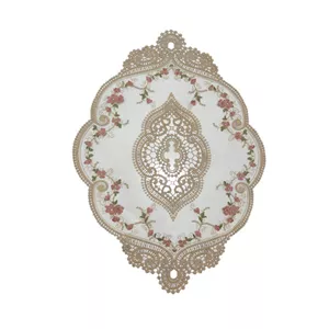 رومیزی مدل دور گلدوزی سایز 42x32 سانتی‌متر