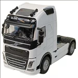 ماشین بازی مدل چراغ دار VOLVO FH طرح تک محور