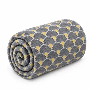 پتو مسافرتی 1 نفره مدل شب نما طرح بادبزنی سایز 160×220 سانتی متر