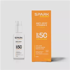 کرم ضد افتاب رنگی صورت و بدن اسپارک SPF50 مدل فیوژن محافظ UVB/UVA مناسب برای انواع پوست حجم 50 میلی لیتر