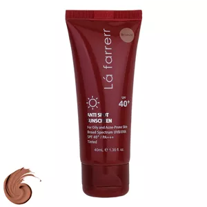 کرم ضدآفتاب رنگی لافارر مدل SPF40، مناسب پوست‌های چرب، حجم 40 میلی‌لیتر