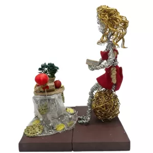 مجسمه سیمی‌ مدل هفت سین