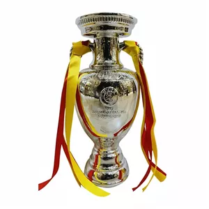 تندیس مدل کاپ قهرمانی یورو