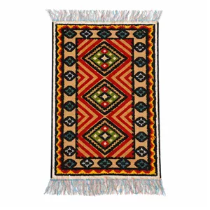 پادری ماشینی مدل ترنج دار سایز 50*80 سانتی‌متر مناسب برای فضای داخلی