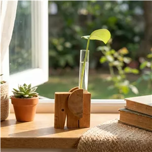 گلدان دکوری پایه‌دار طرح فیل فینگولو، لوله شیشه‌ای شفاف برای آب و قلمه، چوب راش سوپر گرجستان با پرداخت روغنی، رومیزی، ایستاده، مناسب گیاه آبی و گل‌های آپارتمانی، ابعاد 6×6×15 سانتی‌متر، وزن 100 گرم
