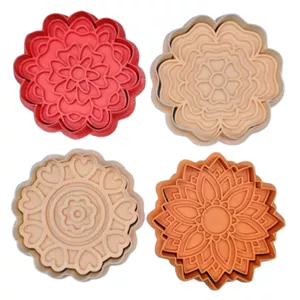 قالب شیرینی مدل flower بسته 4 عددی