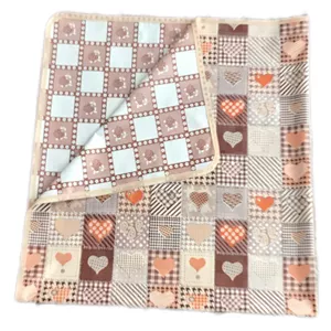 سفره 4 نفره مدل آوا طرح 2 رو کد 08  سایز 100×100 سانتی متر