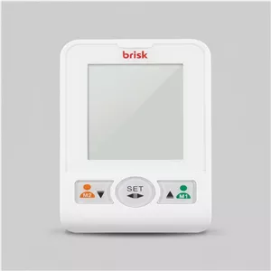 فشارسنج بازویی دیجیتال بریسک مدل PG800B6 با قابلیت اعلان صوتی، منبع انرژی برق و باتری، مناسب بازوی 22-32 سانتی‌متر به همراه آداپتور، باتری و کاف\n