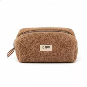 کیف لوازم آرایش زنانه مدل مکعبی طرح تدی