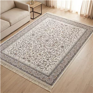 فرش ماشینی 1500 شانه زمینه کرم حاشیه کرم مدل آراد کاشان باغ رز