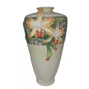 گلدان دکوری فرانز مدل کاتالیا کد FZ02881