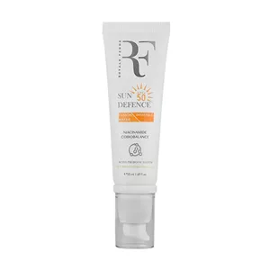 کرم ضد آفتاب سان دیفنس فیوژن واتر پوست چرب SPF 50 رویال فم بی رنگ /  invisible اورجینال
