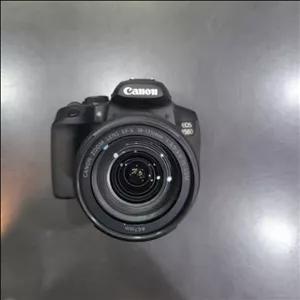 دوربین دست دوم دوربین عکاسی کانن Canon EOS 850D kit EF-S 18-135mm f\/3.5-5.6 IS USM (8000 شات)