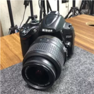 دوربین دست دوم عکاسی نیکون Nikon D5000‌ Kit 18-55mm f\/3.5-5.6G VR AF-S DX (18\/000 شات)
