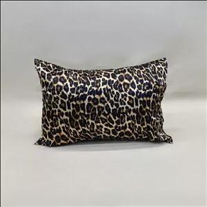 روبالشی ساتن ببری