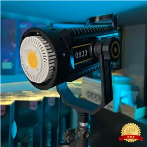 ويدئو ویدیو لایت 400 وات مدل KY BK 0923 بدنه بزرگ ( اورجینال گارانتی دار )