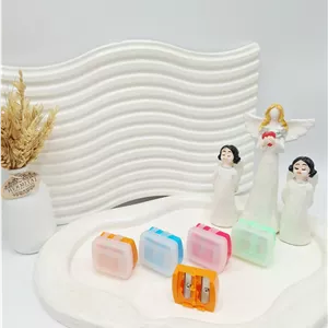 مداد تراش جعبه رنگی ساده - آبی