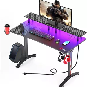 میز گیمینگ با چراغ های LED مدل SEVEN WARRIOR Gaming - ارسال 15 الی 20 روز کاری