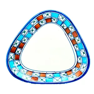 دیس مثلثی کوچک نقش شطرنجی