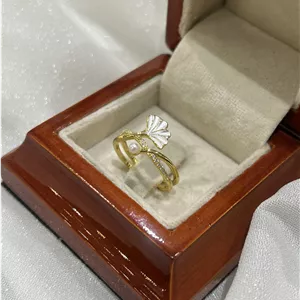 انگشتر ژوپینگ زنانه طرح گلبرگ صدفی