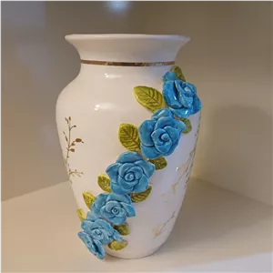 گلدان رومیزی دکوری سرامیکی طرح گل رز آبی برجسته