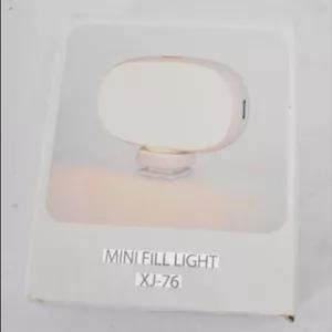 چراغ LED مینی فیل لایت XJ-76 قابل حمل مناسب تولید محتوا و عکاسی