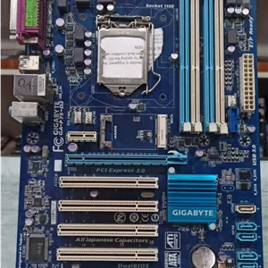 مادربرد GIGABYTE GA-P75-D3 (استوک - دارای پنل - USB ها کار نمیکند)