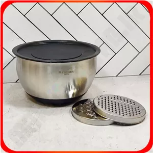 کاسه درب دار و رنده دار سایز 22 استیل M2982 زومبا