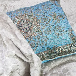 روبالشتی ترمه زیپ‌دار آبی طرح یاس عقیق یزد – 50*70 – کد 1627