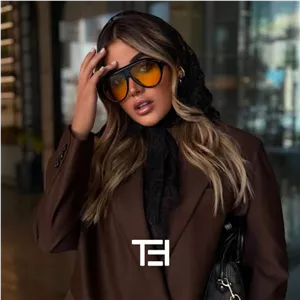 عینک دید در شب ترند GUCCI با فریم شکل خلبانی، رنگ قهوه‌ای روشن و لنز آبی رنگ مدل ZN3607