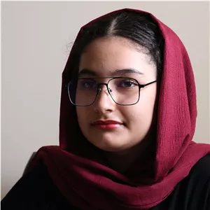فریم عینک طبی Balmain چند کاوره با فریم رنگ نوک مدادی، مربعی و از جنس آلومینیوم مدل 8013