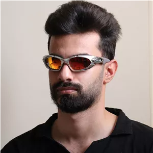 عینک آفتابی OAKLEY با فریم مسی و مشکی، شکل بیضی، لنز پلاریزه و قهوه‌ای به همراه پک اصلی مدل 9367