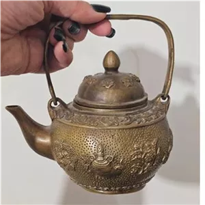 قوری برنزی قدیمی