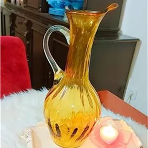 پارچ خوشرنگ قدیمی