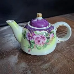 قوری گلدار قدیمی
