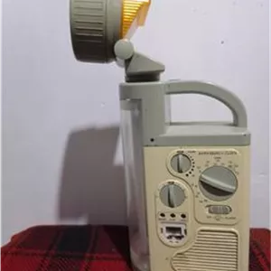 رادیو مهتابی دار