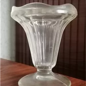 بستنی خوری قدیمی